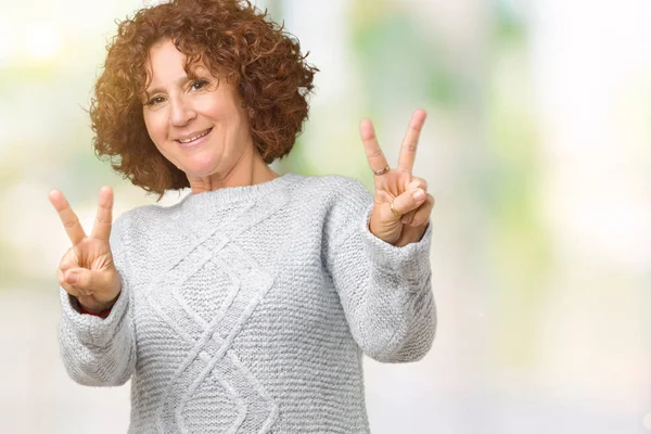 Hermosa Mujer Mediana Edad Ager Vistiendo Suéter Invierno Sobre Fondo —  Fotos de Stock