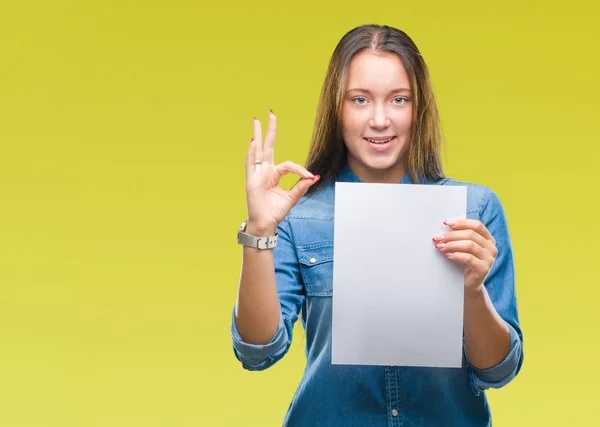 Young Caucasian Woman Holding Blank Paper Sheet Isolated Background Doing — Stock Photo, Image