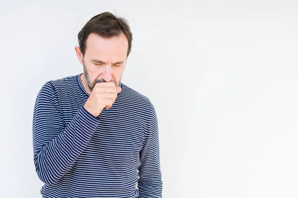 Gutaussehender Älterer Herr Mit Isoliertem Hintergrund Der Sich Unwohl Fühlt — Stockfoto