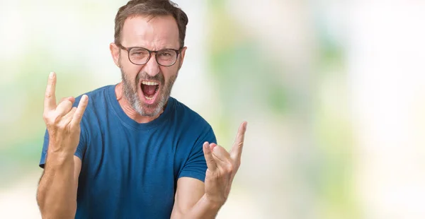 Knappe Middenleeftijd Hoary Senior Man Bril Wearin Geïsoleerde Achtergrond Schreeuwen — Stockfoto