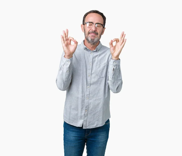 Guapo Mediana Edad Elegante Hombre Mayor Con Gafas Sobre Fondo — Foto de Stock