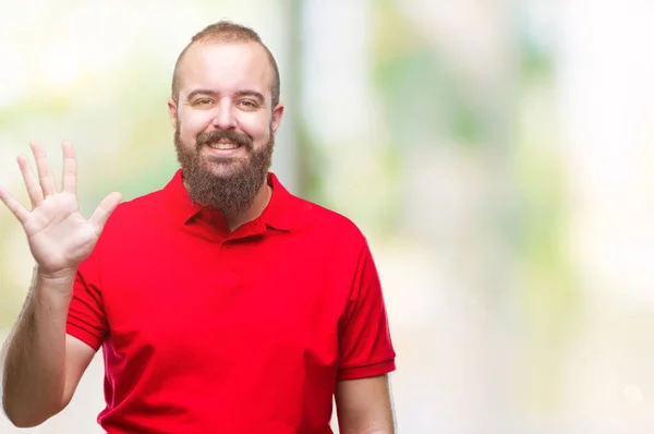 Joven Hombre Hipster Caucásico Con Camisa Roja Sobre Fondo Aislado —  Fotos de Stock