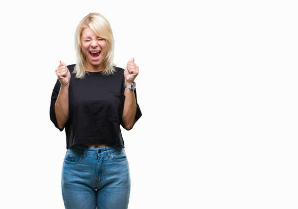 Joven Mujer Rubia Hermosa Sobre Fondo Aislado Emocionado Por Éxito —  Fotos de Stock