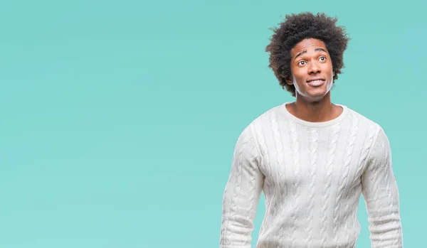 Hombre Afroamericano Sobre Fondo Aislado Sonriendo Mirando Lado Mirando Hacia — Foto de Stock