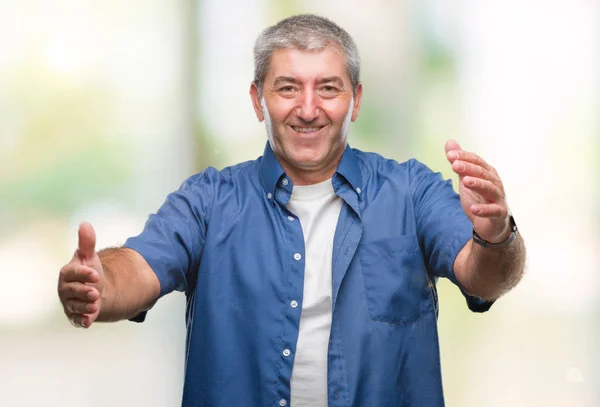 Bonito Homem Idoso Sobre Fundo Isolado Olhando Para Câmera Sorrindo — Fotografia de Stock