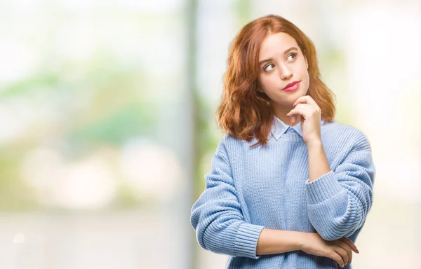 Jovem Mulher Bonita Sobre Fundo Isolado Usando Camisola Inverno Com — Fotografia de Stock