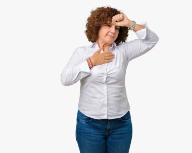 Güzel orta ager üst düzey businees kadın dokunmadan izole arka plan üzerinde hastalık ve ateş, grip ve soğuk, virüs hasta için alın