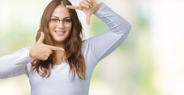 Hermosa Mujer Joven Más Tamaño Sobre Fondo Aislado Sonriendo Haciendo —  Fotos de Stock