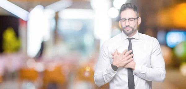 Giovane Bell Uomo Affari Che Indossa Occhiali Sfondo Isolato Sorridendo — Foto Stock