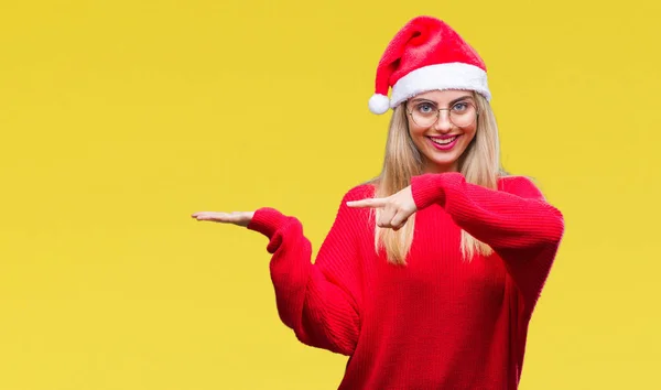 Jovem Bela Mulher Loira Vestindo Chapéu Natal Sobre Fundo Isolado — Fotografia de Stock