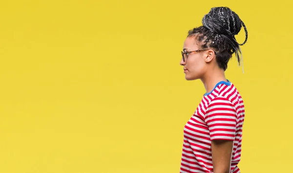 Junge Geflochtene Haare Afrikanisch Amerikanische Mädchen Trägt Eine Brille Über — Stockfoto