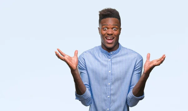 Joven Hombre Negocios Afroamericano Sobre Fondo Aislado Celebrando Loco Sorprendido — Foto de Stock