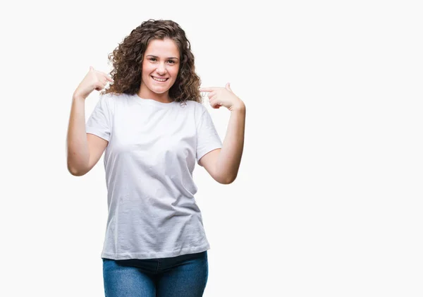 Schöne Brünette Lockige Haare Junges Mädchen Trägt Lässiges Shirt Über — Stockfoto