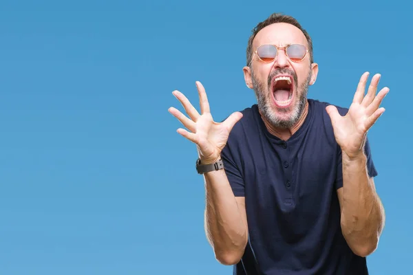 Middelbare Leeftijd Hoary Senior Man Dragen Van Een Zonnebril Geïsoleerd — Stockfoto