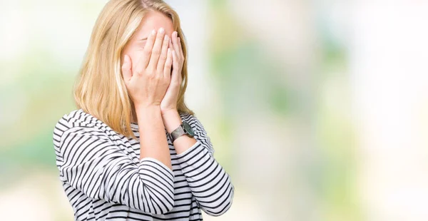 Mooie Jonge Vrouw Strepen Trui Dragen Geïsoleerd Achtergrond Met Trieste — Stockfoto