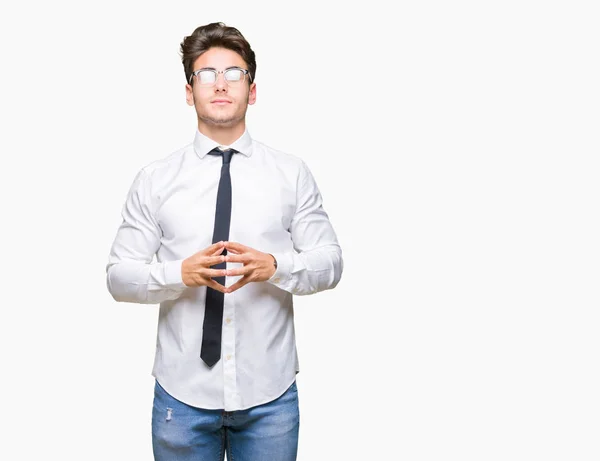 Der Junge Geschäftsmann Trägt Eine Brille Über Isolierten Hintergrundhänden Und — Stockfoto
