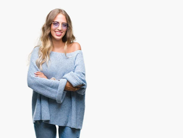 Vacker Ung Blond Kvinna Bär Solglasögon Över Isolerade Bakgrund Glada — Stockfoto