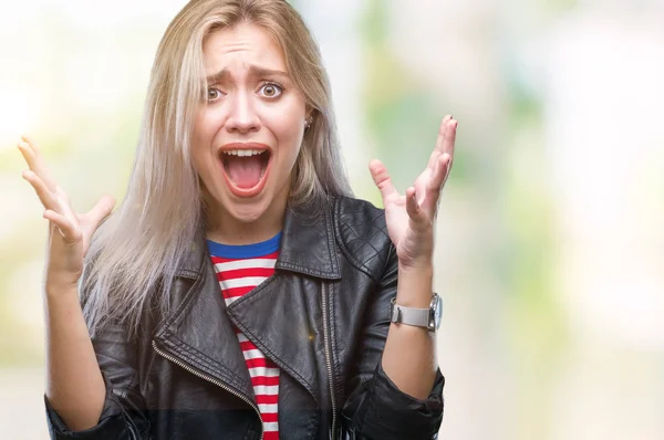 Junge Blonde Frau Schwarzer Jacke Über Isoliertem Hintergrund Feiert Verrückt — Stockfoto