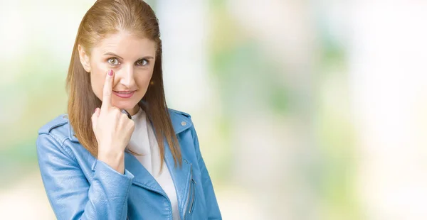 Hermosa Mujer Madura Mediana Edad Con Chaqueta Cuero Moda Sobre —  Fotos de Stock