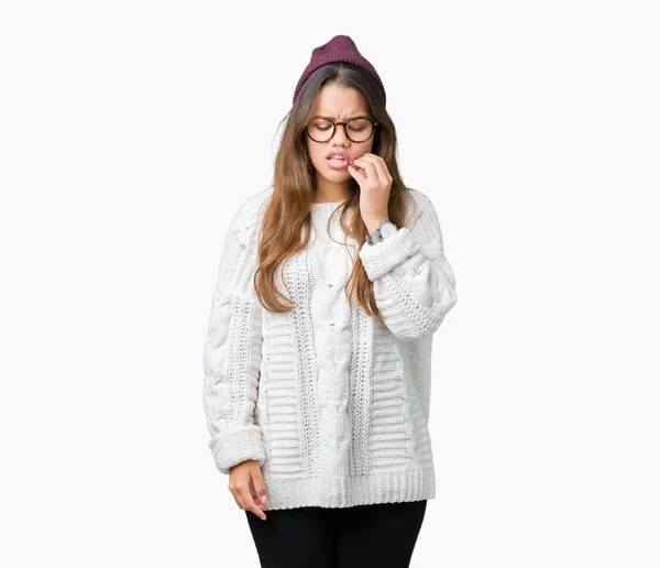 Young Beautiful Brunette Hipster Woman Wearing Glasses Winter Hat Isolated — Stock Photo, Image