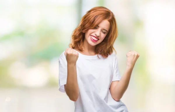 Giovane Bella Donna Sfondo Isolato Molto Felice Eccitato Facendo Gesto — Foto Stock