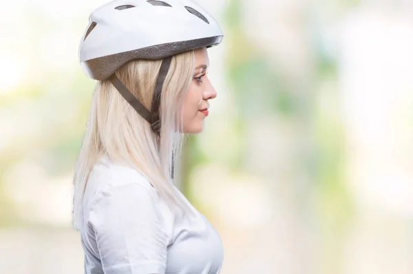 Young Blonde Woman Wearing Cyclist Security Helmet Isolated Background Looking — Stock Photo, Image