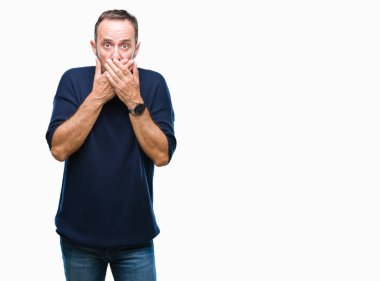 Orta yaş üzerinde izole arka plan ağız hata için elleriyle kapsayan şok ağarmış komuta sizde. Gizli kavramı.