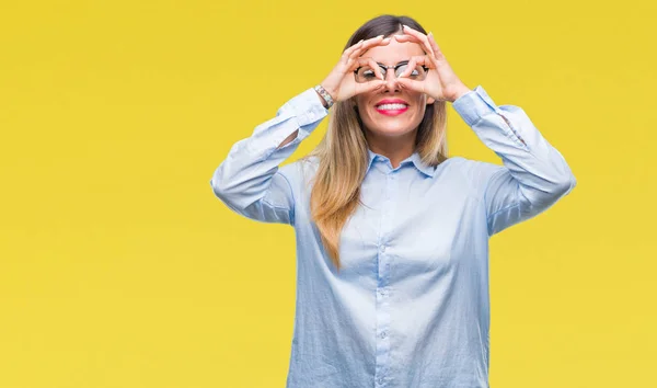 Jovem Mulher Negócios Bonita Usando Óculos Sobre Fundo Isolado Fazendo — Fotografia de Stock