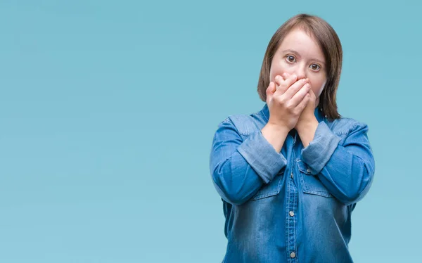 Young Adult Woman Syndrome Isolated Background Shocked Covering Mouth Hands — Stock Photo, Image