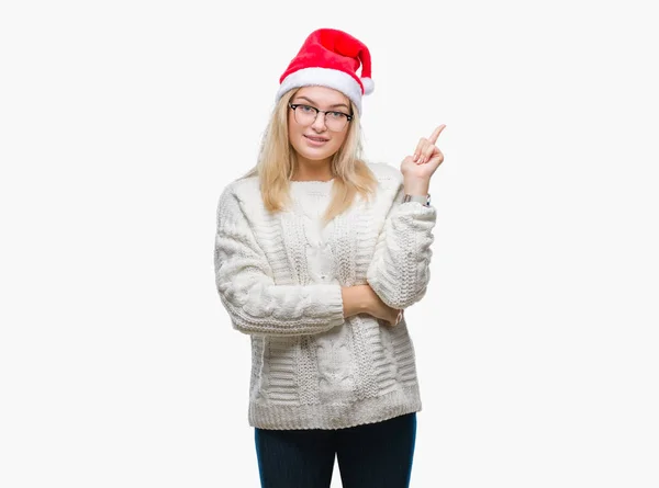 Giovane Donna Caucasica Indossa Cappello Natale Sfondo Isolato Con Grande — Foto Stock