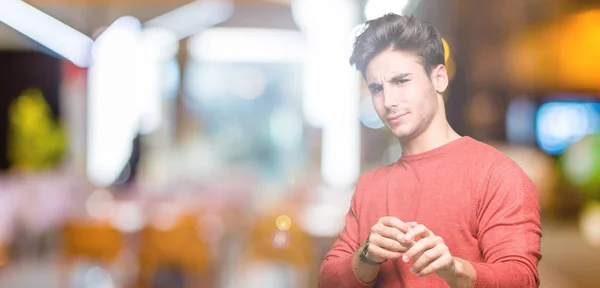 Jonge Knappe Man Geïsoleerde Achtergrond Walgen Expressie Ontevreden Angstig Walging — Stockfoto