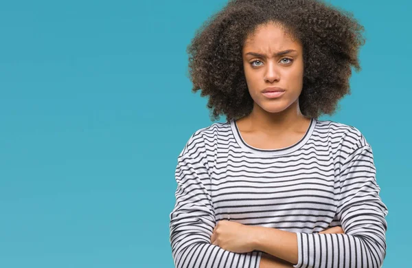 Mujer Afroamericana Joven Sobre Fondo Aislado Escéptico Nervioso Desaprobando Expresión — Foto de Stock