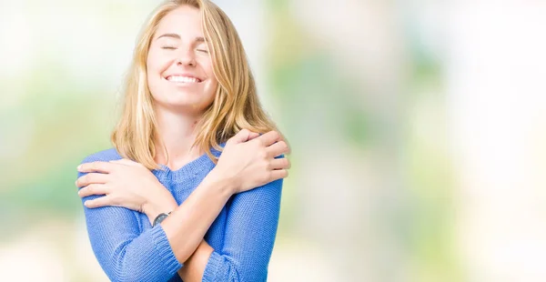 Beautiful Young Woman Wearing Blue Sweater Isolated Background Hugging Oneself — Stock Photo, Image