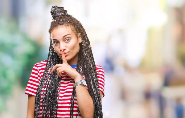 Young Gevlochten Hair Afrikaans Amerikaans Meisje Geïsoleerde Achtergrond Vragen Stil — Stockfoto