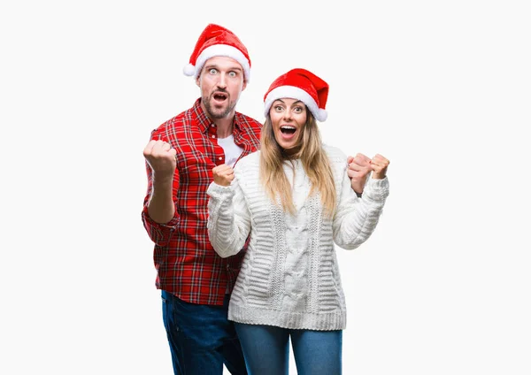 Genç Çift Aşık Izole Arka Plan Kutlama Üzerinde Noel Şapka — Stok fotoğraf