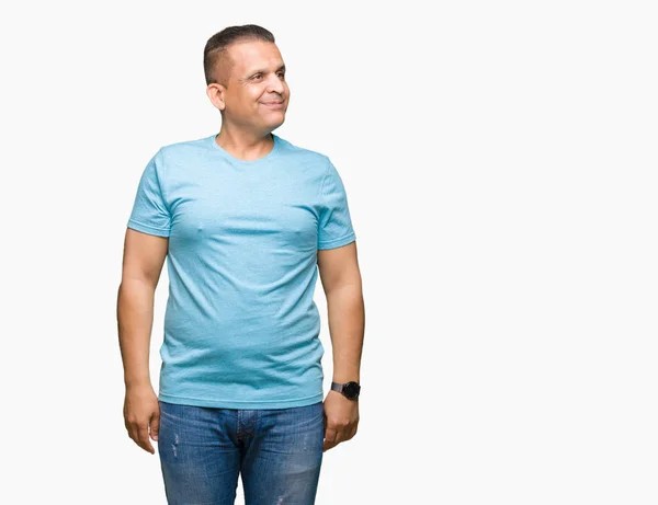 Arabische Man Van Middelbare Leeftijd Met Blauw Shirt Geïsoleerde Achtergrond — Stockfoto