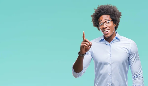 Afro Amerikansk Affärsman Bära Glasögon Över Isolerade Bakgrund Pekande Finger — Stockfoto