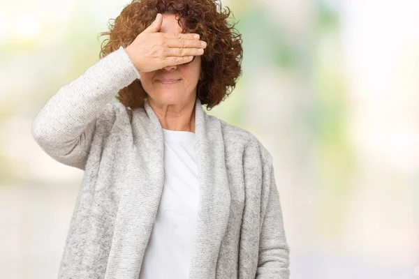 Bella Donna Anziana Mezza Età Che Indossa Giacca Occhiali Sfondo — Foto Stock