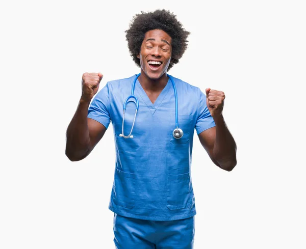 Afro Amerikansk Kirurg Läkare Man Över Isolerade Bakgrund Glada För — Stockfoto