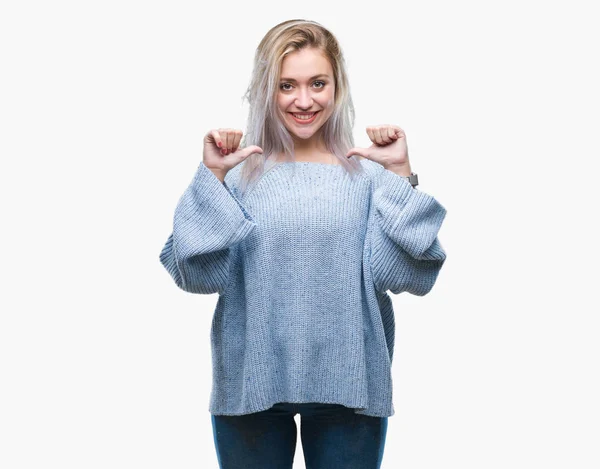 Giovane Donna Bionda Che Indossa Maglione Invernale Sfondo Isolato Guardando — Foto Stock