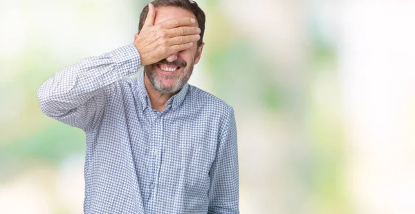 Guapo Mediana Edad Elegante Hombre Mayor Sobre Fondo Aislado Sonriendo —  Fotos de Stock