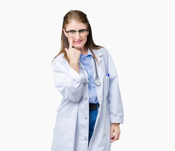 Middle Age Mature Doctor Woman Wearing Medical Coat Isolated Background — Stock Photo, Image