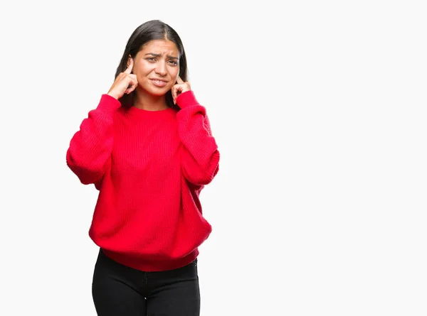 Giovane Bella Donna Araba Indossa Maglione Invernale Sfondo Isolato Che — Foto Stock