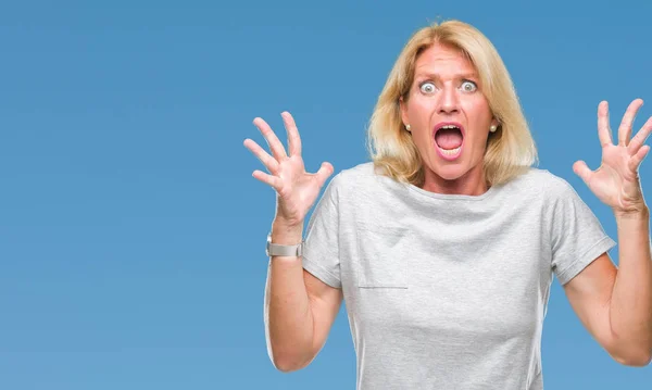 Middle Age Blonde Woman Isolated Background Crazy Mad Shouting Yelling — Stock Photo, Image