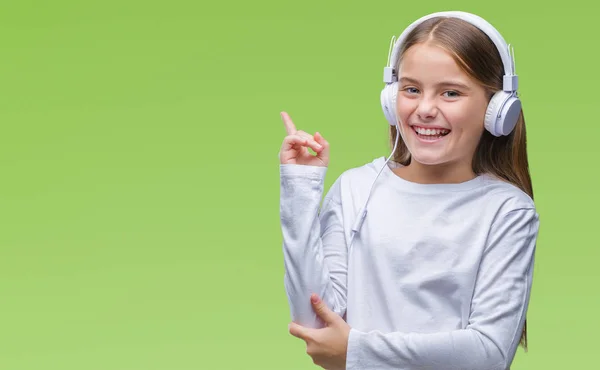 Młode Piękne Dziewczyny Noszenia Słuchawek Słuchanie Muzyki Białym Tle Wielkim — Zdjęcie stockowe