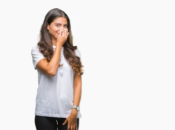 Jonge Mooie Arabische Vrouw Geïsoleerde Achtergrond Iets Ruiken Stinkende Walgelijk — Stockfoto