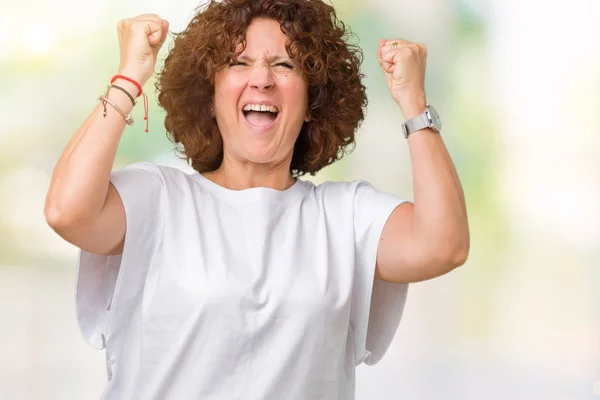 Schöne Seniorin Mittleren Alters Die Weißes Shirt Über Isoliertem Hintergrund — Stockfoto