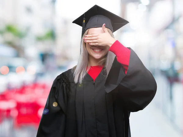 Młoda Kobieta Blonde Noszenie Jednolite Magisterskie Białym Tle Uśmiech Śmianie — Zdjęcie stockowe