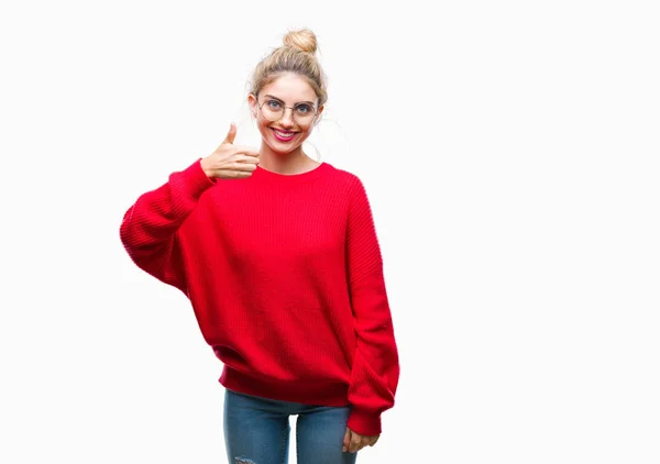 Giovane Bella Donna Bionda Indossa Maglione Rosso Occhiali Sfondo Isolato — Foto Stock