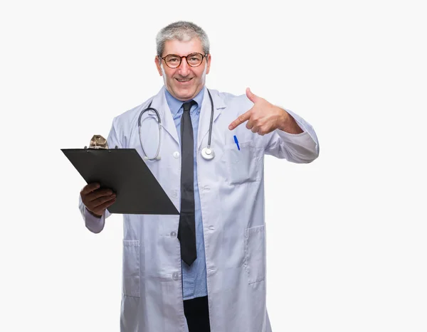 Handsome Senior Doctor Man Holding Clipboard Isolated Background Surprise Face — Stock Photo, Image